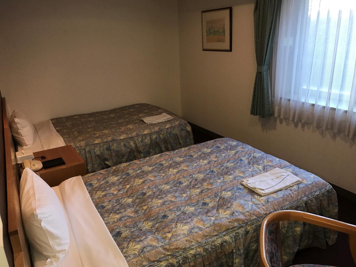 Shin Sayama Hotel Buitenkant foto