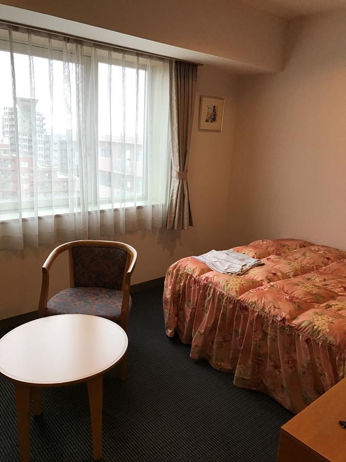 Shin Sayama Hotel Buitenkant foto