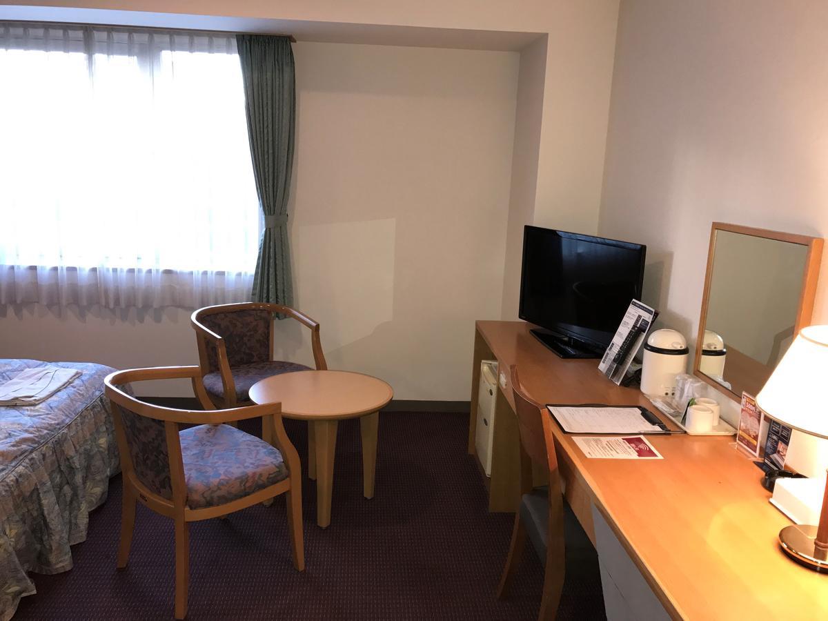 Shin Sayama Hotel Buitenkant foto