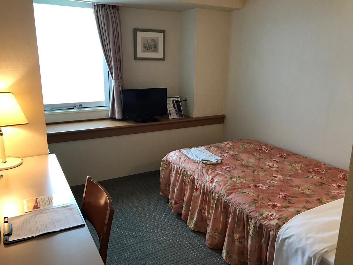 Shin Sayama Hotel Buitenkant foto